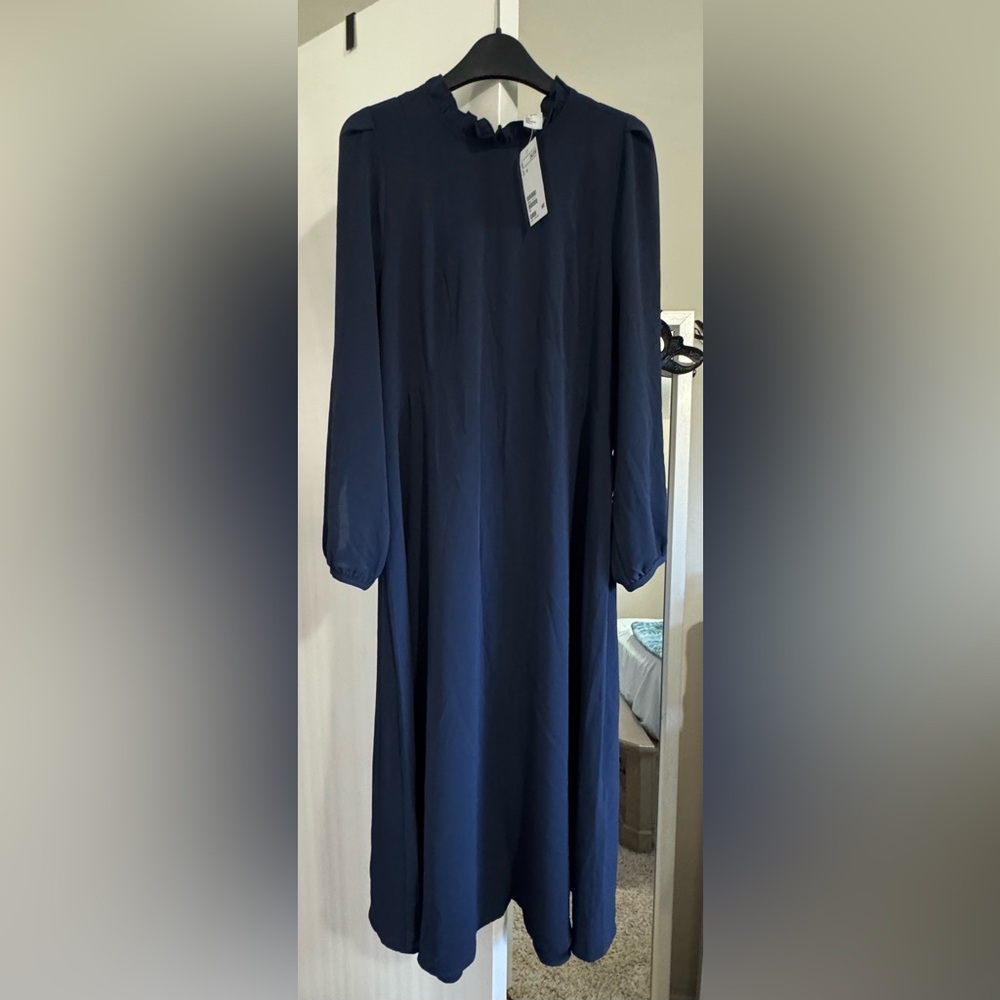 NWT H&M ruffle collar midi dress
